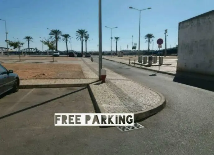 Typical Fishing Village In Historic Center I Портіман